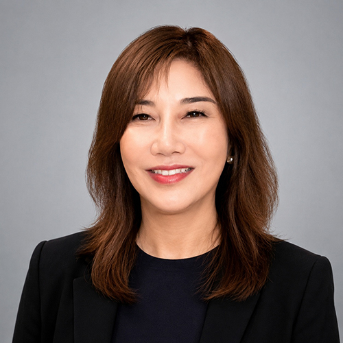 Shunee Yee headshot